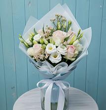 Букет цветов из:  Розы и Лизиантусы в Рязановский